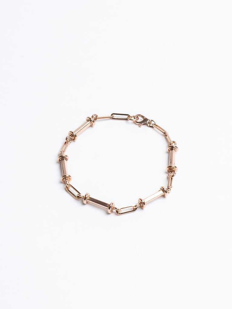 Genevieve Lau jewelry.  Gold chain bracelet with bars and paperclip links.  Gold bracelet. 